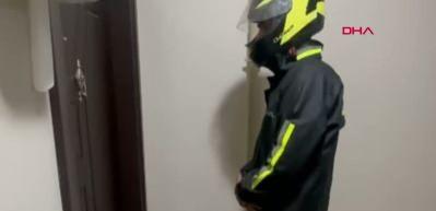 Hatay’da dolandırıcılıktan firari hükümlüyü, kurye kıyafeti giyen polis yakaladı