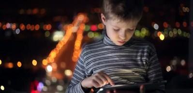 Malezya, sosyal medya kullanımına yaş sınırı getiriyor