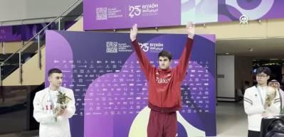 Türk sporcular Riyad'da madalyalara ambargo koydu