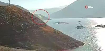 2 kişi hayatını kaybetmişti: Baraja uçan otomobilin güvenlik kamerası görüntüleri ortaya çıktı