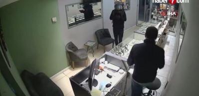 Kuyumcuyu soyan zanlı tutuklandı