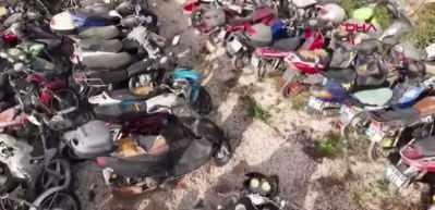 Antalya’daki yediemin otoparkı araç mezarlığına döndü: 20 yıldır satılmayı bekleyen araçlar var