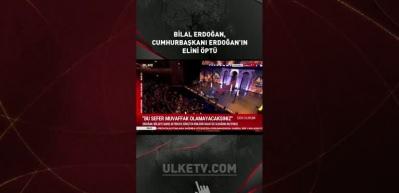 Bilal Erdoğan, İlim Yayma Ödülleri Programı sonrası Cumhurbaşkanı Erdoğan’ın elini öptü