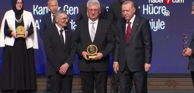 Cumhurbaşkanı Erdoğan'a "Dünya Sağlık Örgütü Avrupa Ödülü" verildi