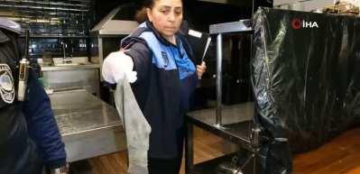 Esenyurt'ta dehşete düşüren anlar! Restorandaki görüntü herkesi şaşırttı