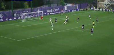 Fiorentina AEK'ya yenildi, Dzeko taraftara patladı!