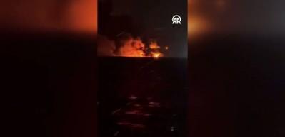 Karadeniz'de iki tankerde art arda patlama