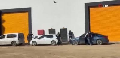 Adana’da geri dönüşüm merkezine baskın: milyonlarca haplık uyuşturucu düzeni ortaya çıktı