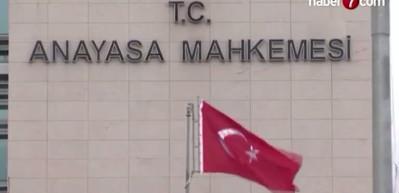 Anayasa mahkemesinden ehliyet düzenlemesi! 