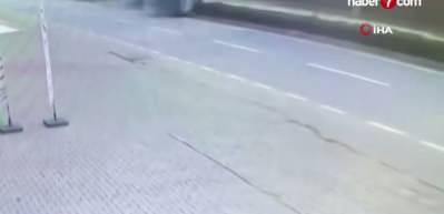 Bursa'da korkutan kaza! Taklalar atan otomobilden burnu kanamadan çıktı