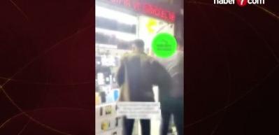Bursa’da telefoncu dükkanında kavga: Çevre esnafı araya girdi