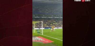 Kadıköy'de 90+5 depremi!