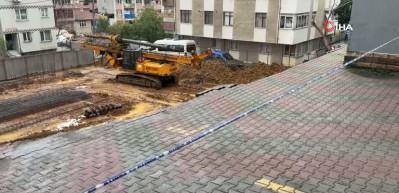 Kadıköy’de yağışın etkisiyle 5 katlı binanın istinat duvarı çöktü