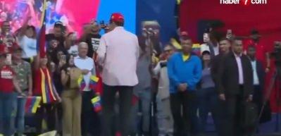 Maduro ABD'ye dans ederek meydan okudu!