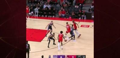 Milli Basketbolcumuz Alperen Şengün'den NBA'de geceye damga vurdu