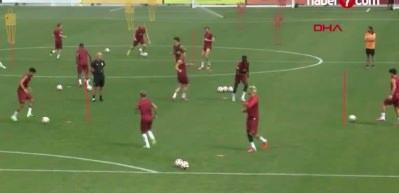 Galatasaray'da Okan Buru aradığı sağ beki buldu