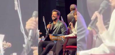 Rusya'da kral ilan edildi! Burak Özçivit kazandığı para dudak uçuklattı