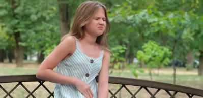  Uzmanlar uyardı: Çocuklarda karın ağrısına dikkat!