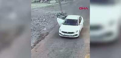 Ankara’da 4 aracın kundaklandığı anlar kamerada