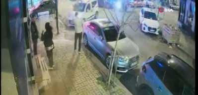 Tekirdağ'da feci kaza! Kazada motosikletli kaldırımdaki yayanın üzerine böyle uçtu