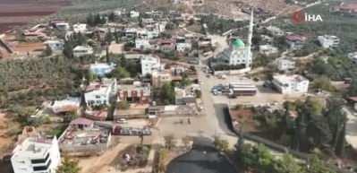 Bu mahallede herkesin soyadı aynı!