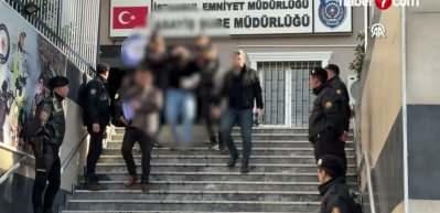 Çekmeköy'de bir polisin operasyonda şehit olmasına ilişkin yakalanan 5 zanlı adliyede