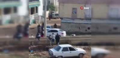 Çocukların kavgasına aileler karıştı olay daha da büyüdü! 