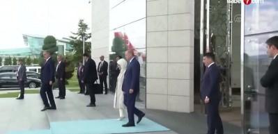 Cumhurbaşkanı Erdoğan, Türkmenistan'a gitti