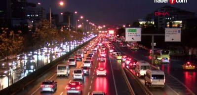 İstanbul’da trafik durma noktasına geldi