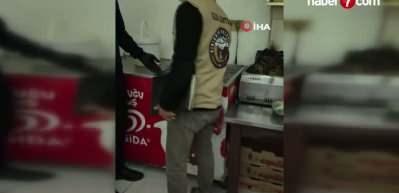 ‘Leş kokusu var’ denilen dönercide mide bulandıran görüntü