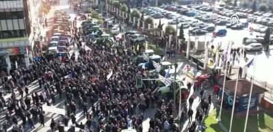 Yunanistan’da çiftçiler Selanik Limanı'nı kapattı protestolar büyüyor