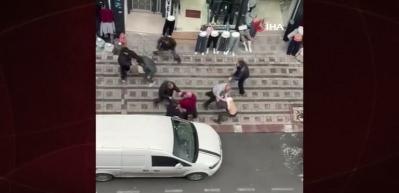 Zeytinburnu'nda park yeri tartışmasında kan aktı: 1 ölü, 1 yaralı