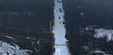 Son 24 saatte 1730 asker kaybı! Rusya-Ukrayna savaşında t&uuml;m konvoyun imha edildiği anlar kayıtta