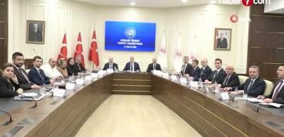 Bakan Işıkhan: &Ccedil;alışanlarımızı enflasyona ezdirmeyeceğiz