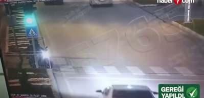 Bakan Yerlikaya a&ccedil;ıkladı: Kırmızı ışıkta 6. ihlalde ehliyet iptali