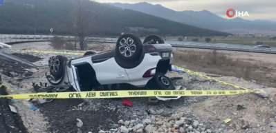 Denizli&rsquo;de otomobil takla attı: S&uuml;r&uuml;c&uuml; hayatını kaybetti