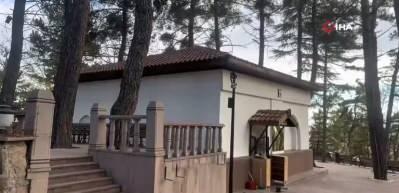 Emir Karatekin Bey&rsquo;in &Ccedil;ankırı&rsquo;daki t&uuml;rbesi ziyaret&ccedil;ilerin ilgi odağı