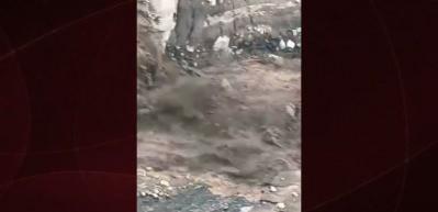  Endonezya'da Semeru Yanardağı alarmı! &Uuml;st &uuml;ste 6 kez patladı