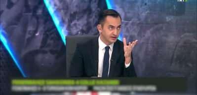 Fenerbah&ccedil;e'nin efsanesi  'Fenerbah&ccedil;e'de bir tane sıkıntı var'diyerek uyarıda bulundu