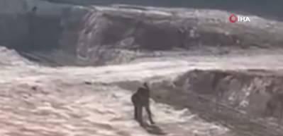 Gaziantep'te şantiyede &ccedil;ocuğu acımasızca d&ouml;vd&uuml;