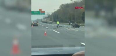 Hendek&rsquo;te otoyol kazası: 1 &ouml;l&uuml;, 1 yaralı