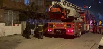 Kayseri'de &ouml;rnek komşuluk! Bir telefon a&ccedil;ılmayınca...