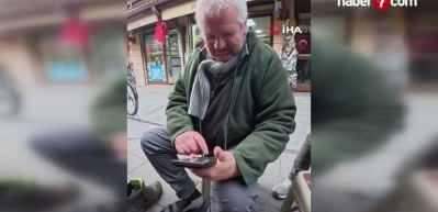 Konyalı kunduracı ile Avusturyalı turistin &lsquo;annouv&rsquo; muhabbeti g&uuml;ld&uuml;rd&uuml;