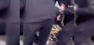 ABD&rsquo;de pitbull dehşeti: 1 yaşındaki &ccedil;ocuğun bacağını dakikalarca bırakmadı