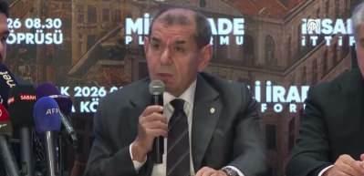 Futbol camiası da Gazze i&ccedil;in Galata K&ouml;pr&uuml;s&uuml;'ndeki buluşmaya destek verdi