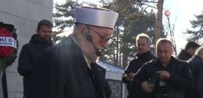 Necmettin Nursa&ccedil;an'ın eşi Hakk'ın rahmetine kavuştu