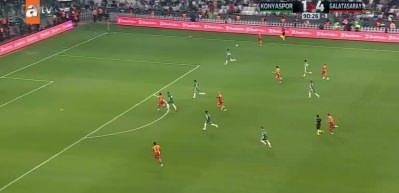 Okan Buruk Yusuf Demir'in biletini kesti