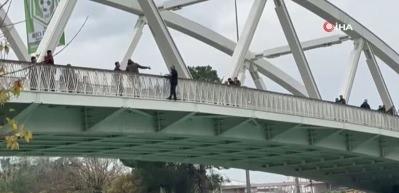  Antalya'da 7. kez intihar girişiminde bulunan kişi kurtarıldı