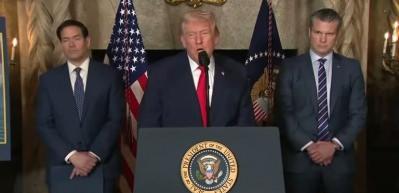 Trump'tan Maduro'ya tehdit: "Sert oynarsa, bu onun son seferi olur"