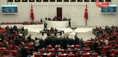 TSK'nın Libya'daki g&ouml;rev s&uuml;resinin 2 yıl daha uzatılması kabul edildi